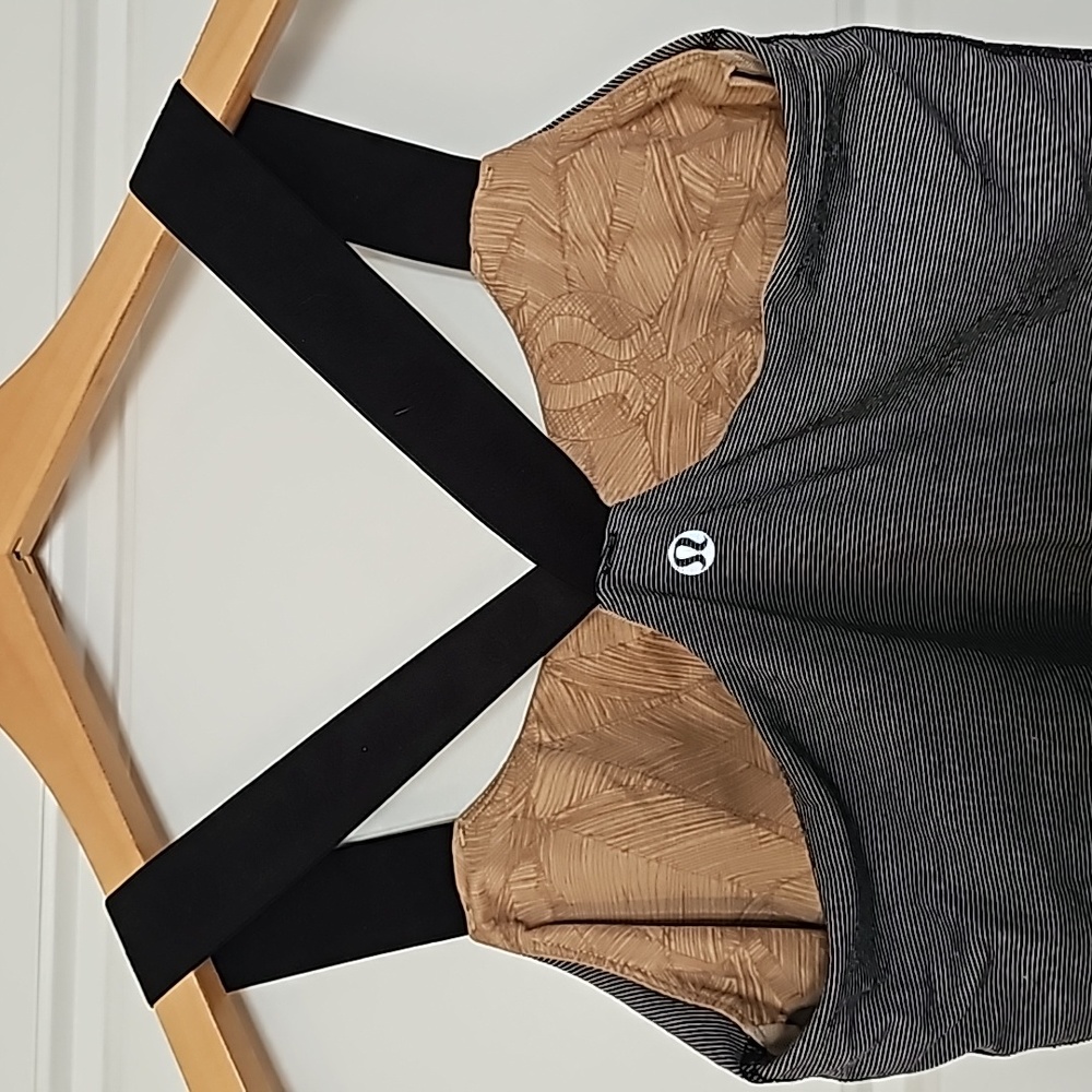 Lululemon Tank - Picture 4 of 6